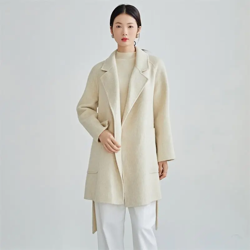 Cappotto di lana double face bianco sporco, accappatoio autunnale e invernale da donna, cappotto di lana semplice e alla moda con lacci 5