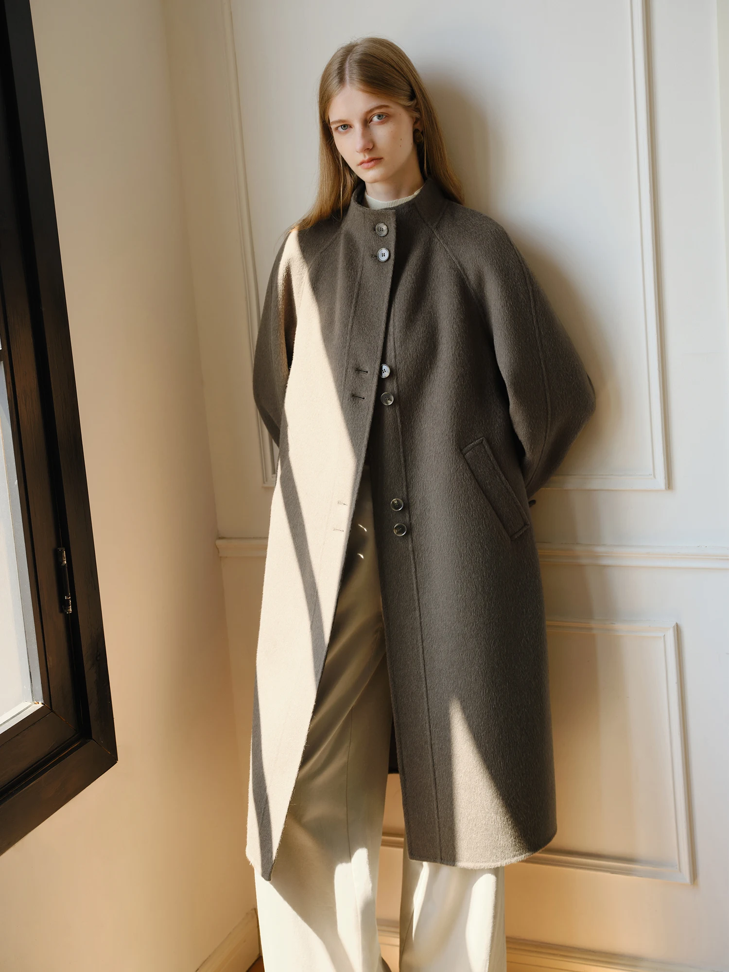 ZIQIAO Petite Cappotto di lana pieno con colletto alla coreana Donna 2025 Cappotto di lana grigio di fascia alta di nuovo stile Cool Pendolarismo unisex 4