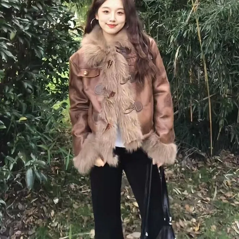 Cardigan con bottoni marroni in peluche ispessito in pelle PU Harajuku giacche oversize per donna moda abiti invernali giacche calde da donna 3