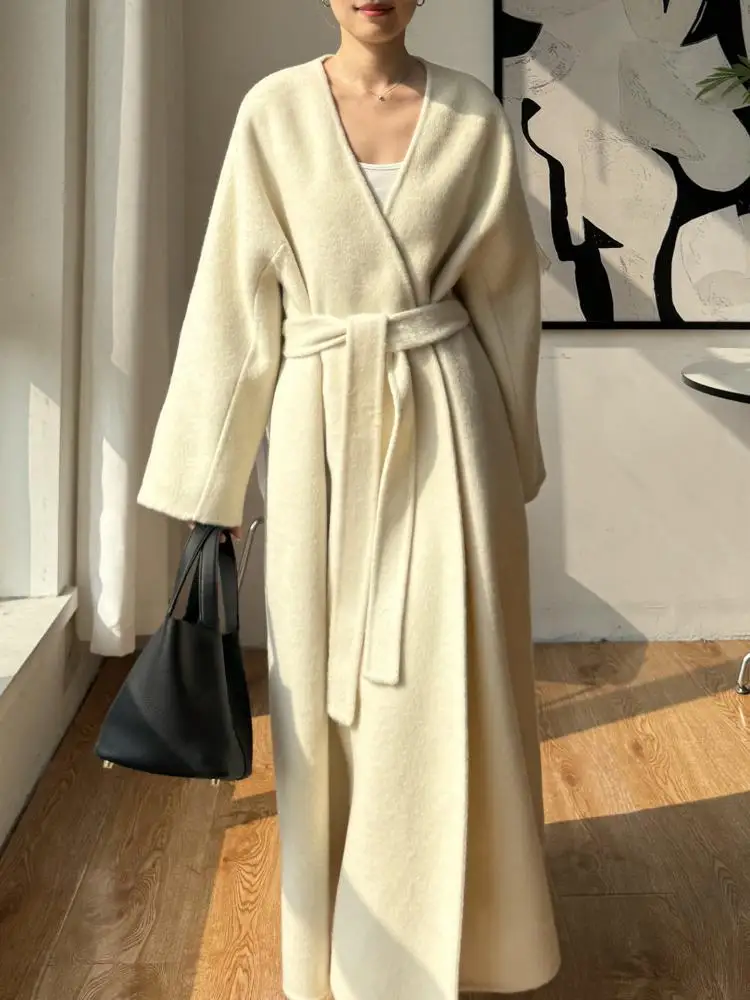 Giacche lunghe di lana da donna alla moda elegante 2025 Autunno e inverno Accappatoio con scollo a V Cappotti di lana X-Lunghi da donna larghi con lacci 2