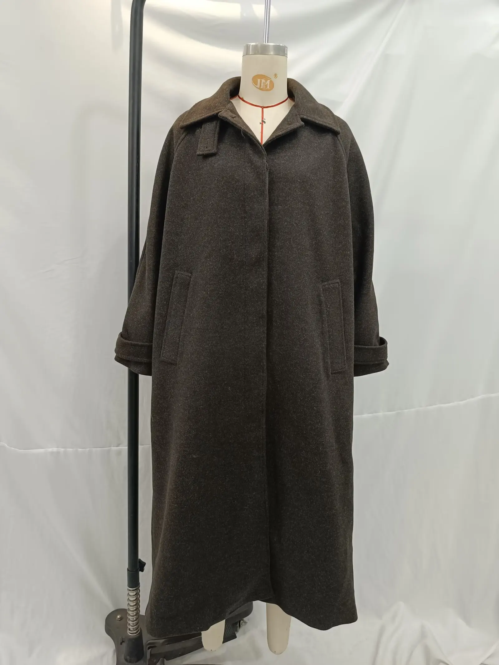 HH Giacca da donna in lana con cintura a maniche lunghe vintage moda invernale Cappotto lungo decorato con tasca monopetto casual da strada femminile 1