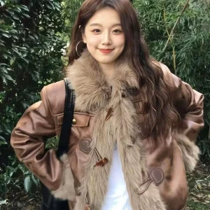 Cardigan con bottoni marroni in peluche ispessito in pelle PU Harajuku giacche oversize per donna moda abiti invernali giacche calde da donna 1